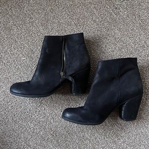 Urban Outfitters boots
